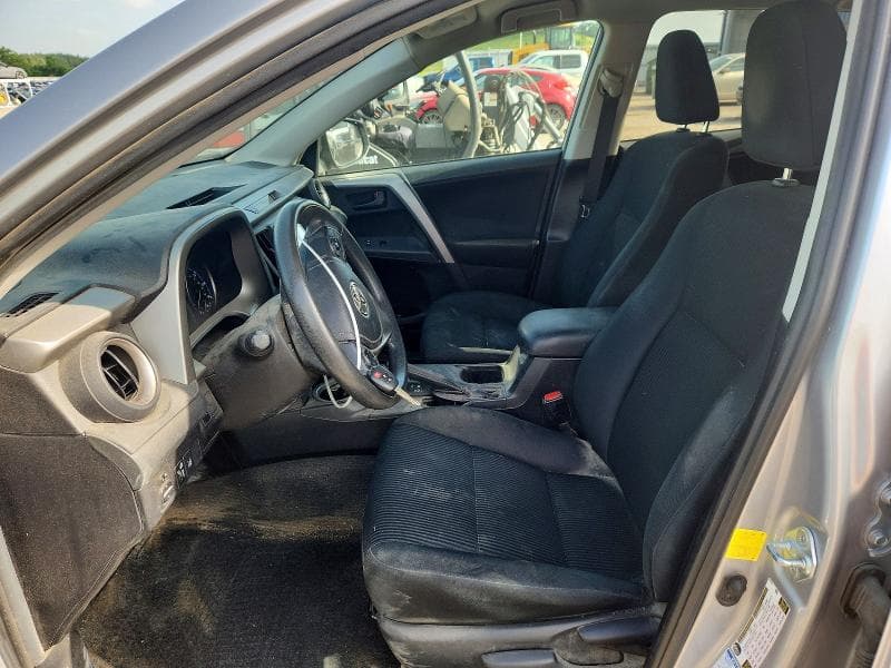 2017 TOYOTA RAV4 LE 7
