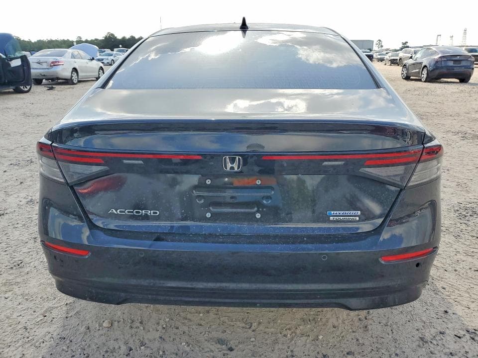 2025 HONDA ACCORD TOURING HYBRID 6