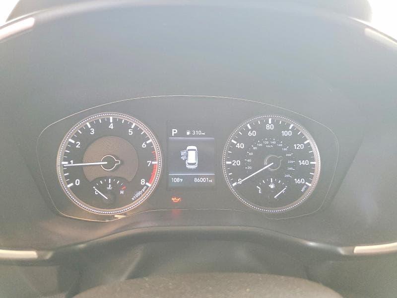 2019 HYUNDAI SANTA FE SE 9
