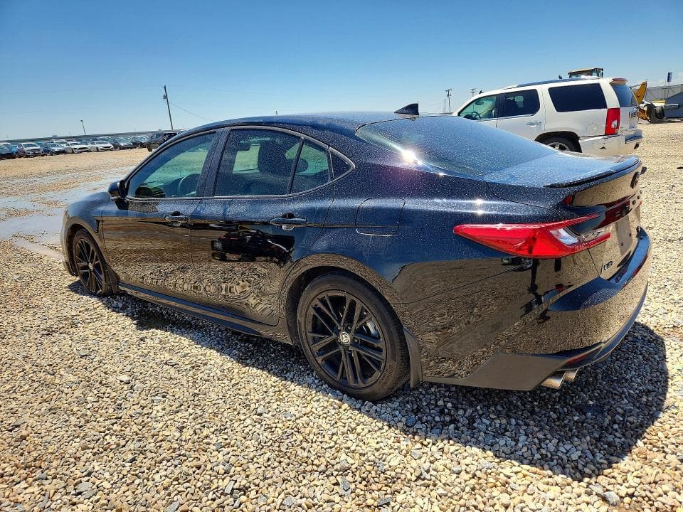 2025 TOYOTA CAMRY SE 2