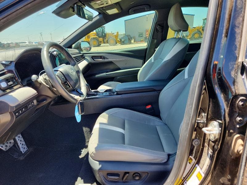 2025 TOYOTA CAMRY SE 7