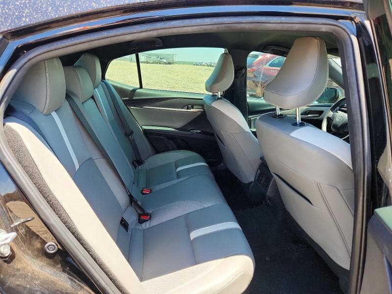2025 TOYOTA CAMRY SE 10