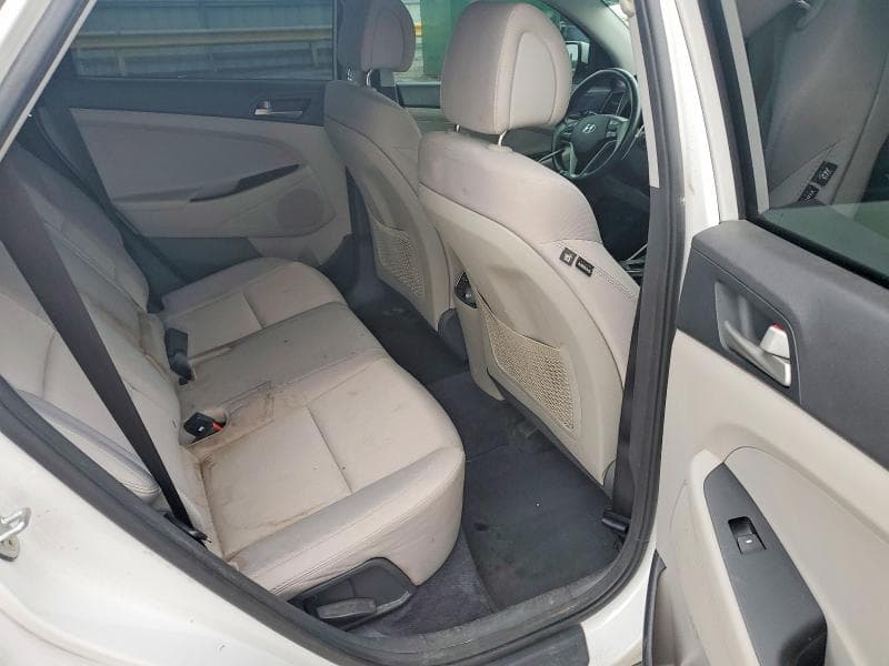 2018 HYUNDAI TUCSON VALUE VALUE 11