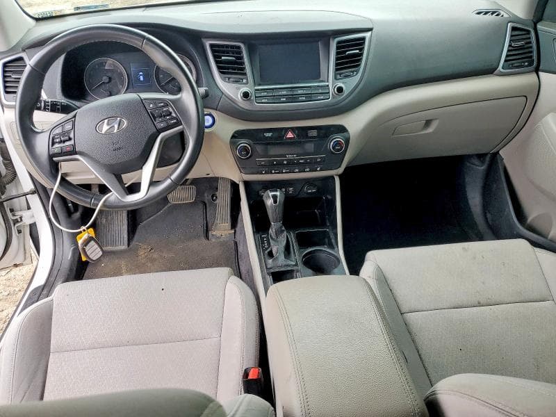 2018 HYUNDAI TUCSON VALUE VALUE 8