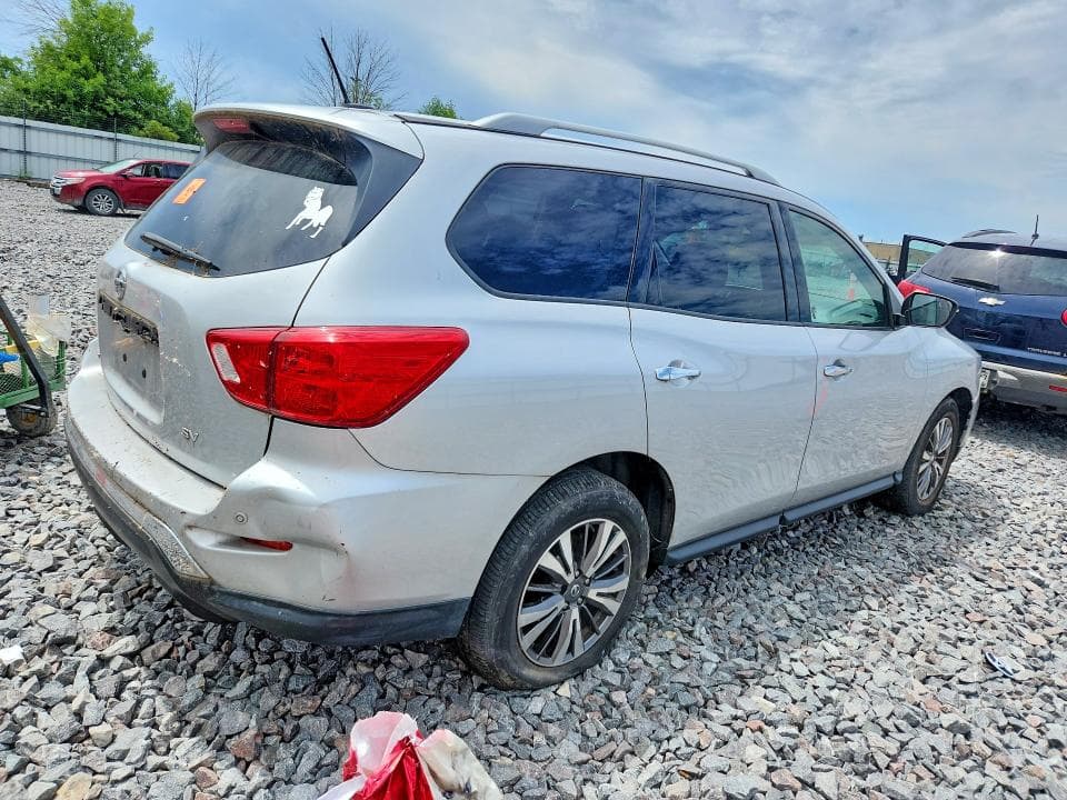 2018 NISSAN PATHFINDER SV SV 3
