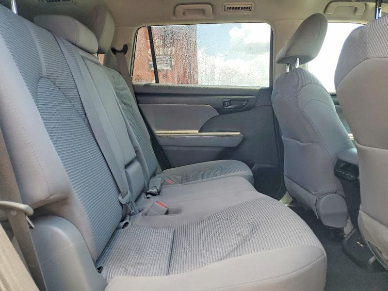 2020 TOYOTA HIGHLANDER LE LE 11