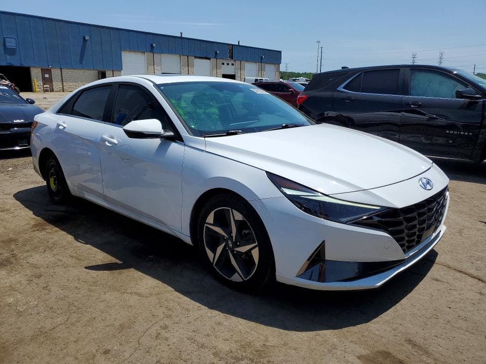 2023 HYUNDAI ELANTRA LIMITED 4