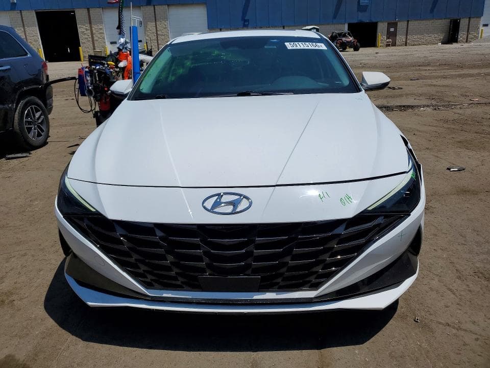 2023 HYUNDAI ELANTRA LIMITED 5