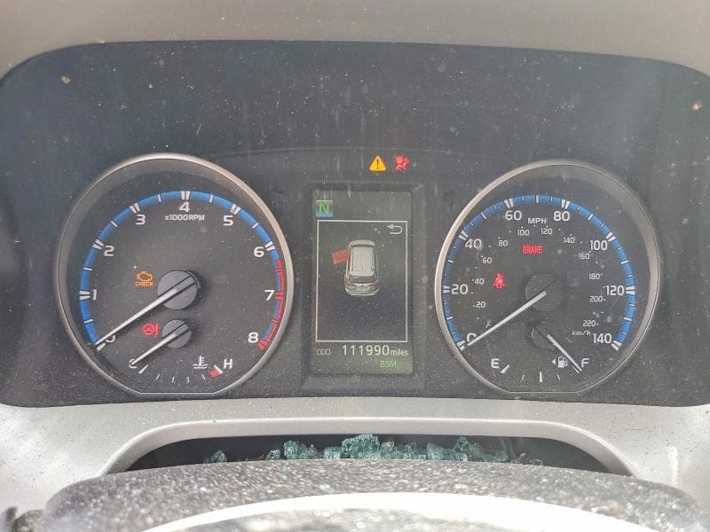 2018 TOYOTA RAV4 XLE 9