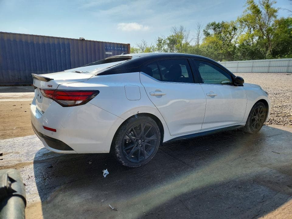 2025 NISSAN SENTRA SR 3