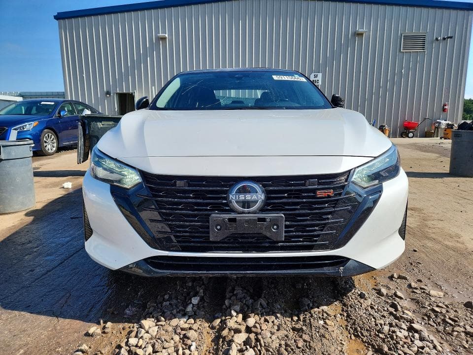 2025 NISSAN SENTRA SR 5