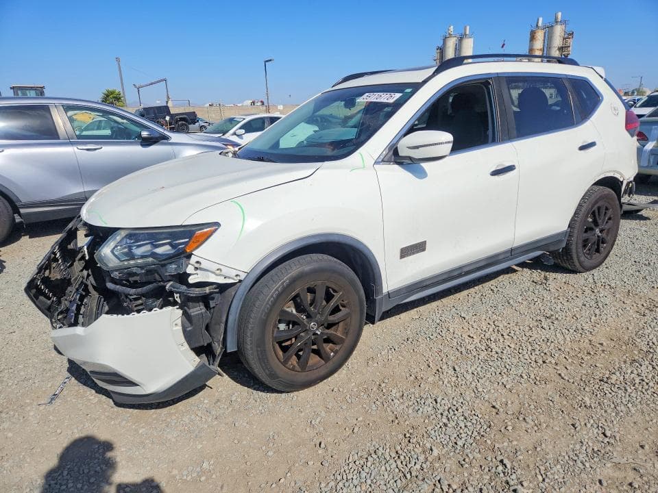 2017 NISSAN ROGUE SV - 1