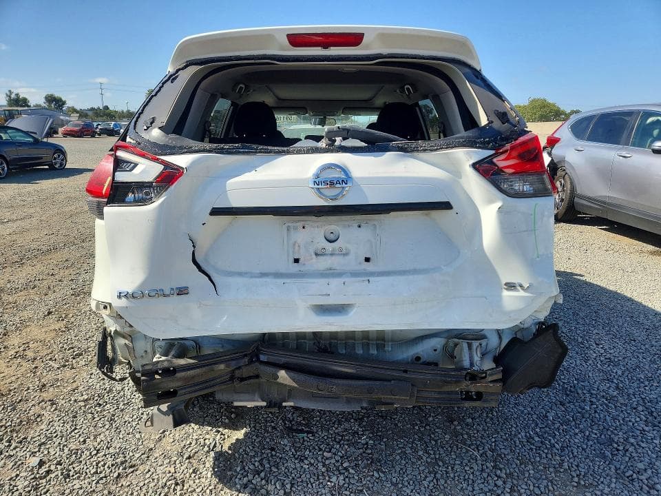 2017 NISSAN ROGUE SV 6
