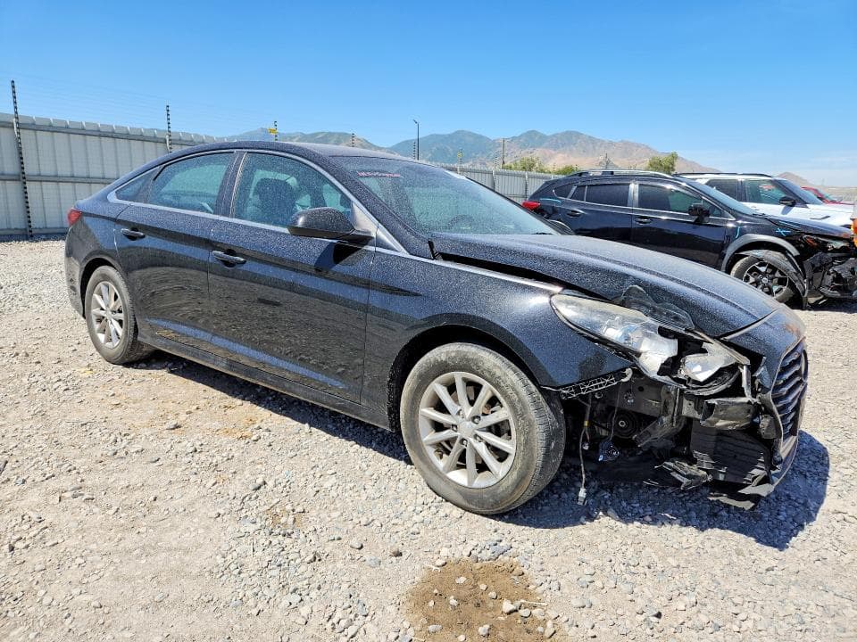 2019 HYUNDAI SONATA SE 4