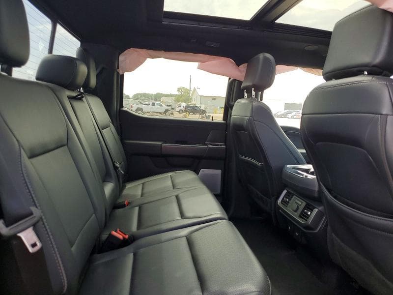 2025 FORD F150 LARIAT 10