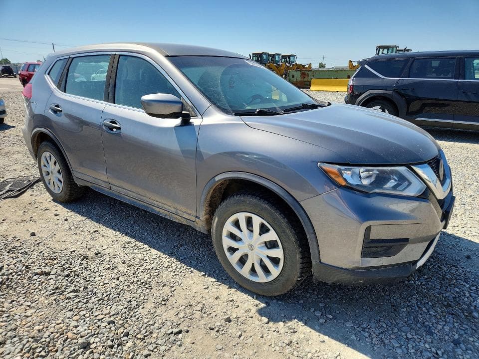 2018 NISSAN ROGUE S 4