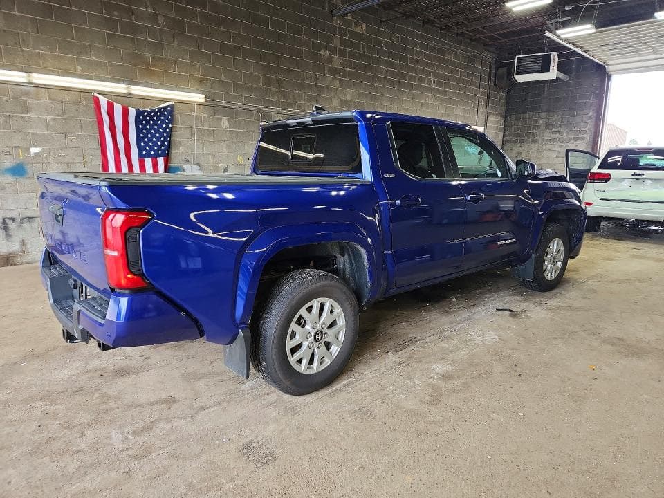 2025 TOYOTA TACOMA SR5 3