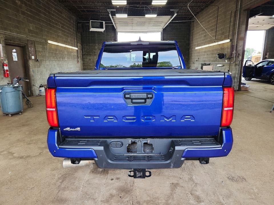2025 TOYOTA TACOMA SR5 6