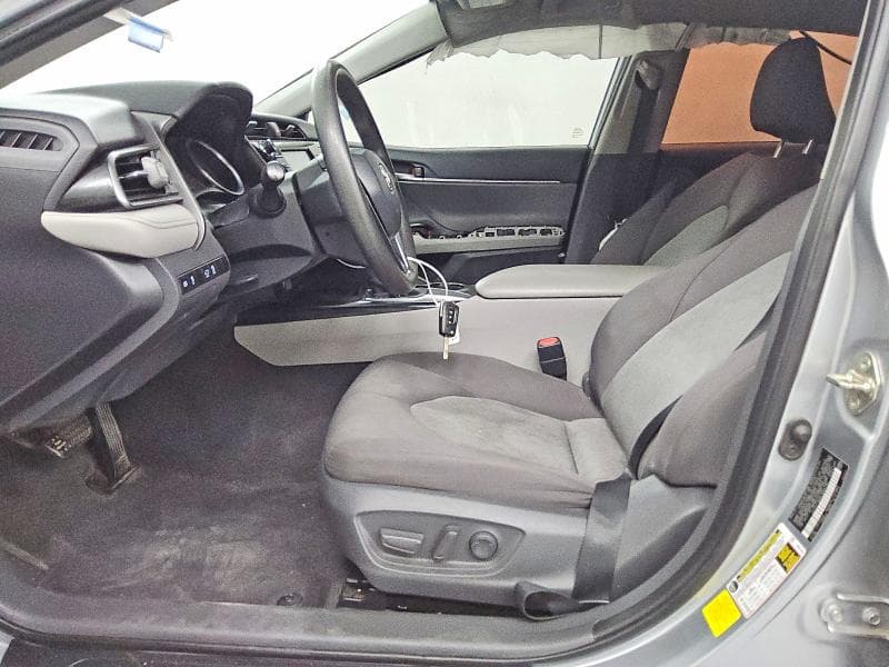 2020 TOYOTA CAMRY LE 7