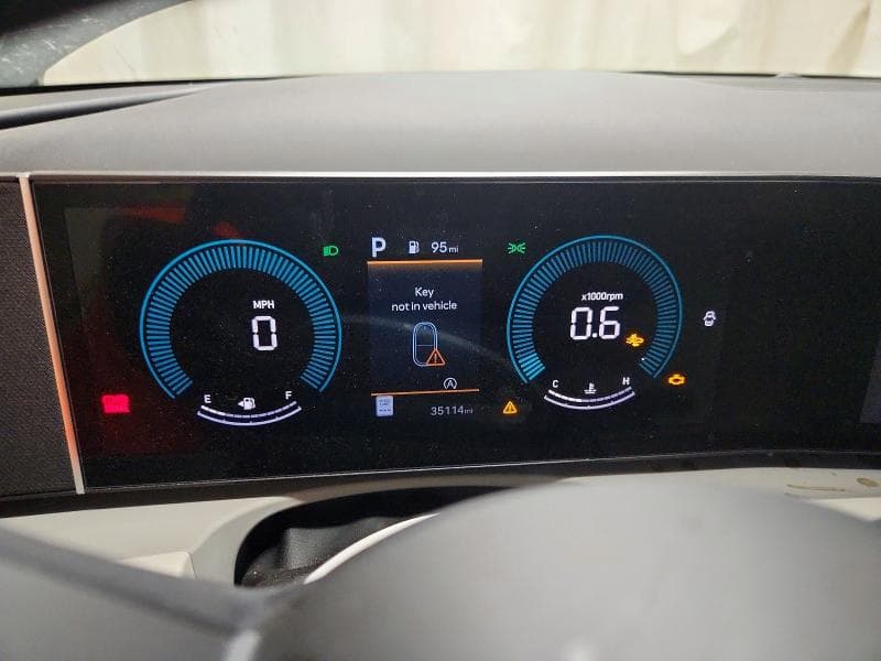 2025 HYUNDAI TUCSON SEL 10