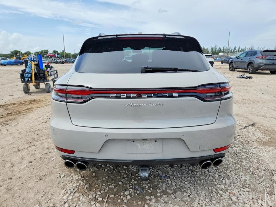 2020 PORSCHE MACAN TURBO 6