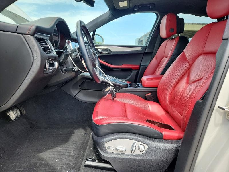 2020 PORSCHE MACAN TURBO 7