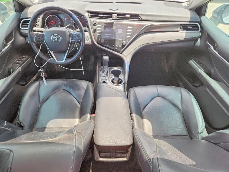 2018 TOYOTA CAMRY XSE 8