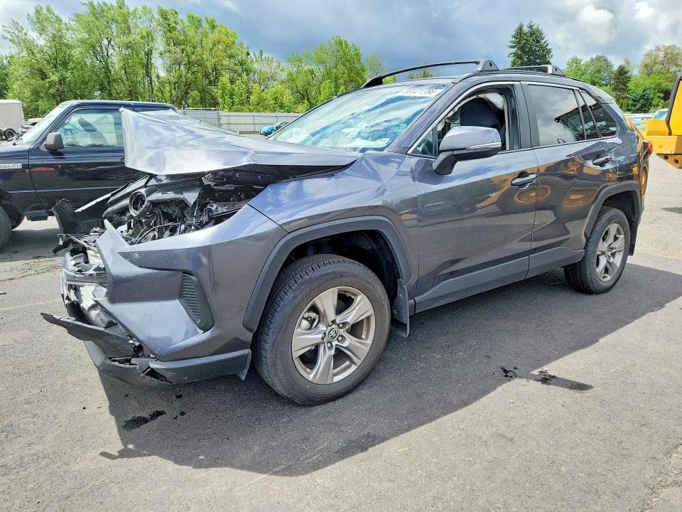 2025 TOYOTA RAV4 XLE - 1