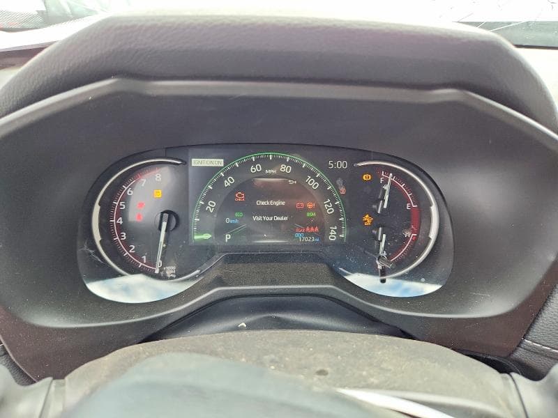 2025 TOYOTA RAV4 XLE 9