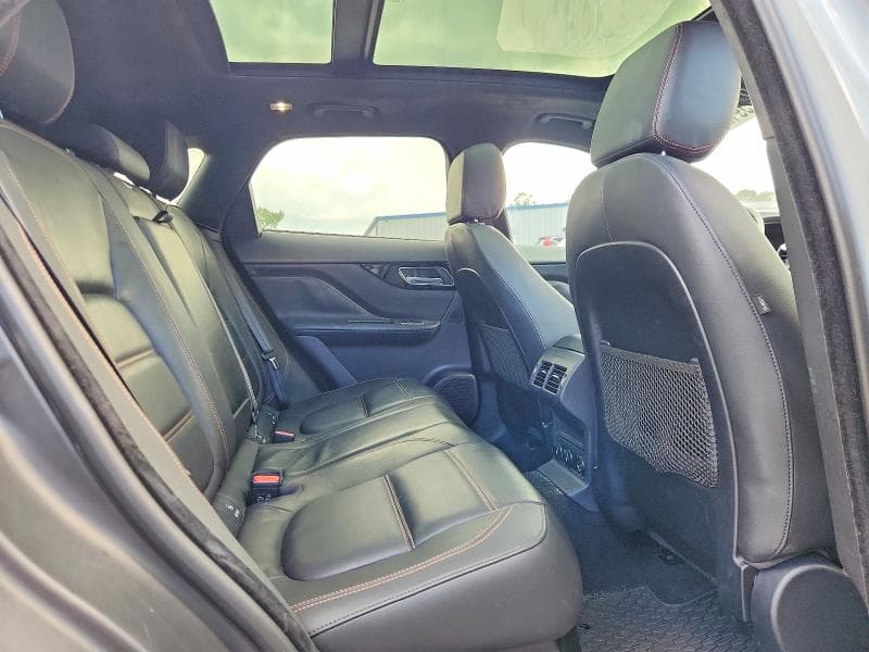 2019 JAGUAR F-PACE PRESTIGE 11