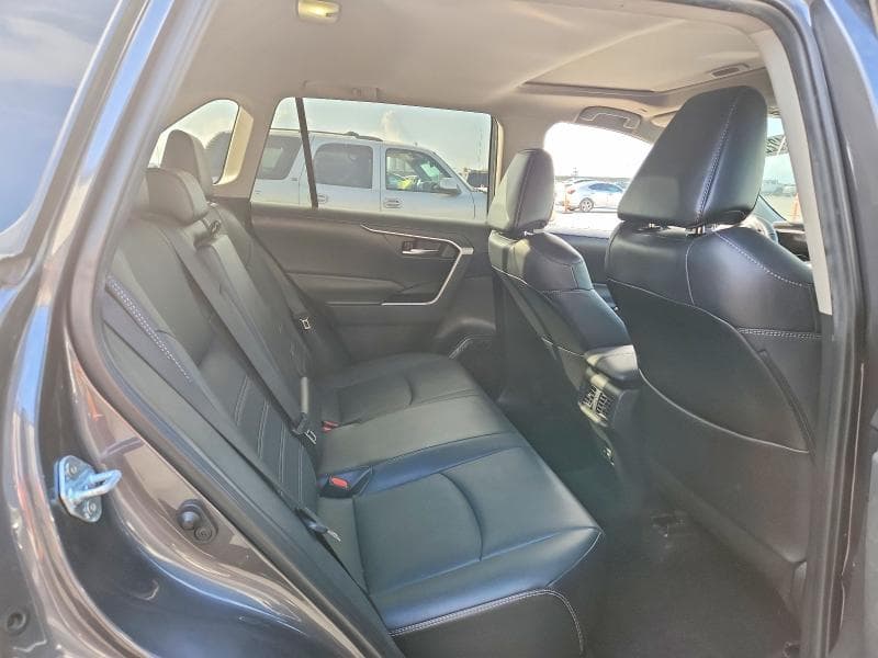 2023 TOYOTA RAV4 XLE PREMIUM 11