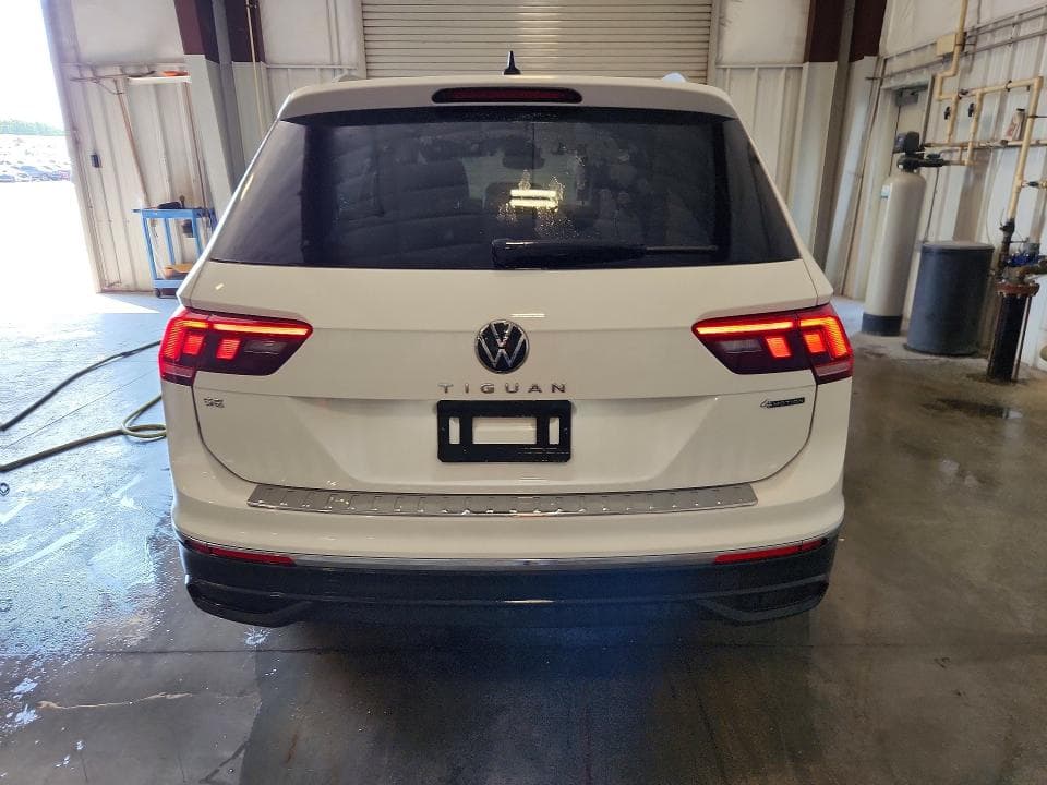 2022 VOLKSWAGEN TIGUAN SE 6