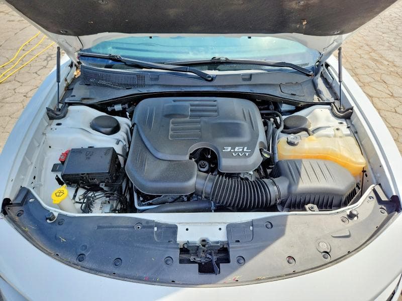 2017 DODGE CHARGER SE 11