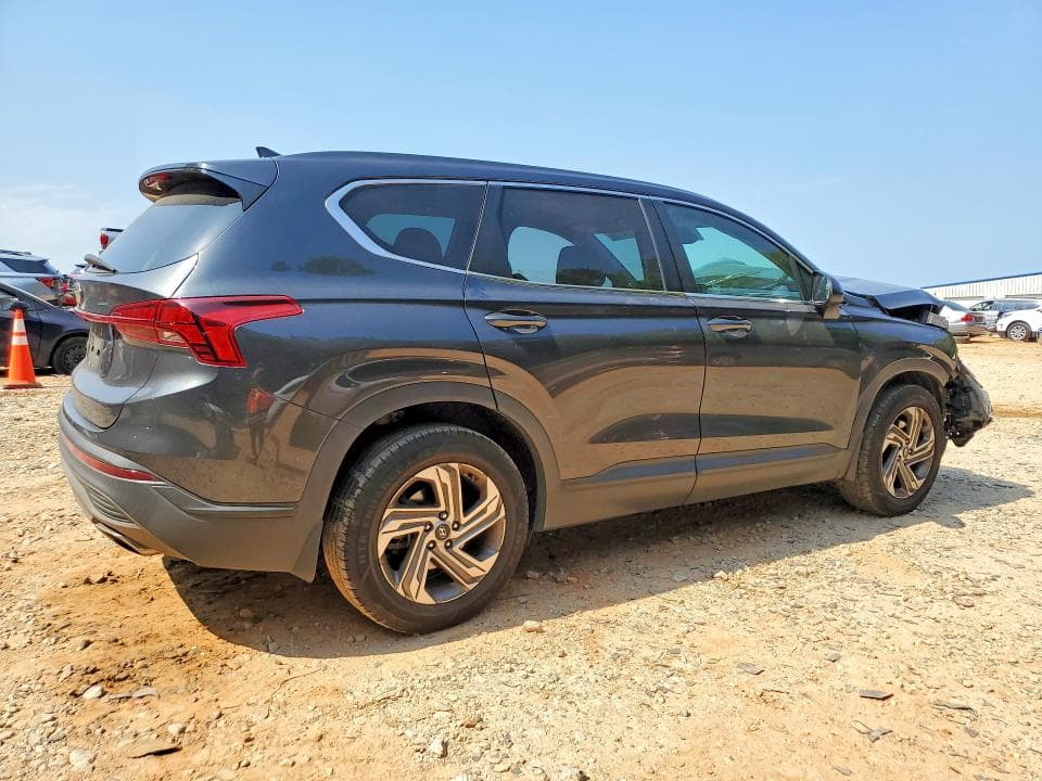 2022 HYUNDAI SANTA FE SE 3