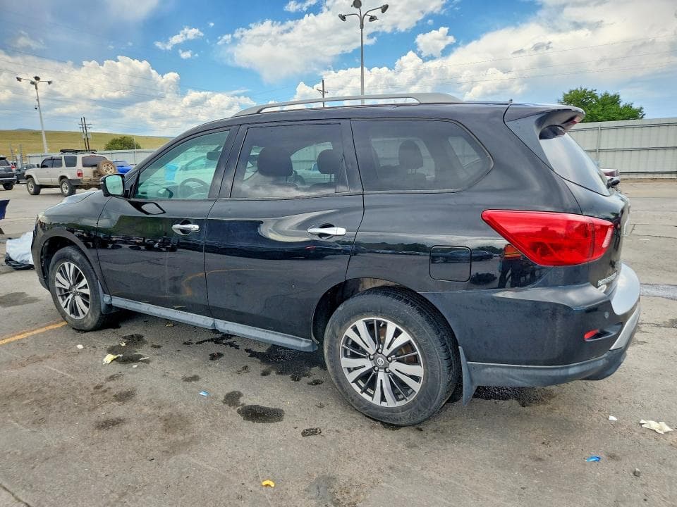 2017 NISSAN PATHFINDER SL SL 2