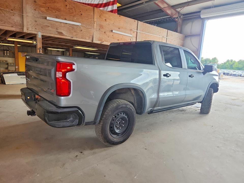 2024 CHEVROLET SILVERADO K1500 ZR2 3