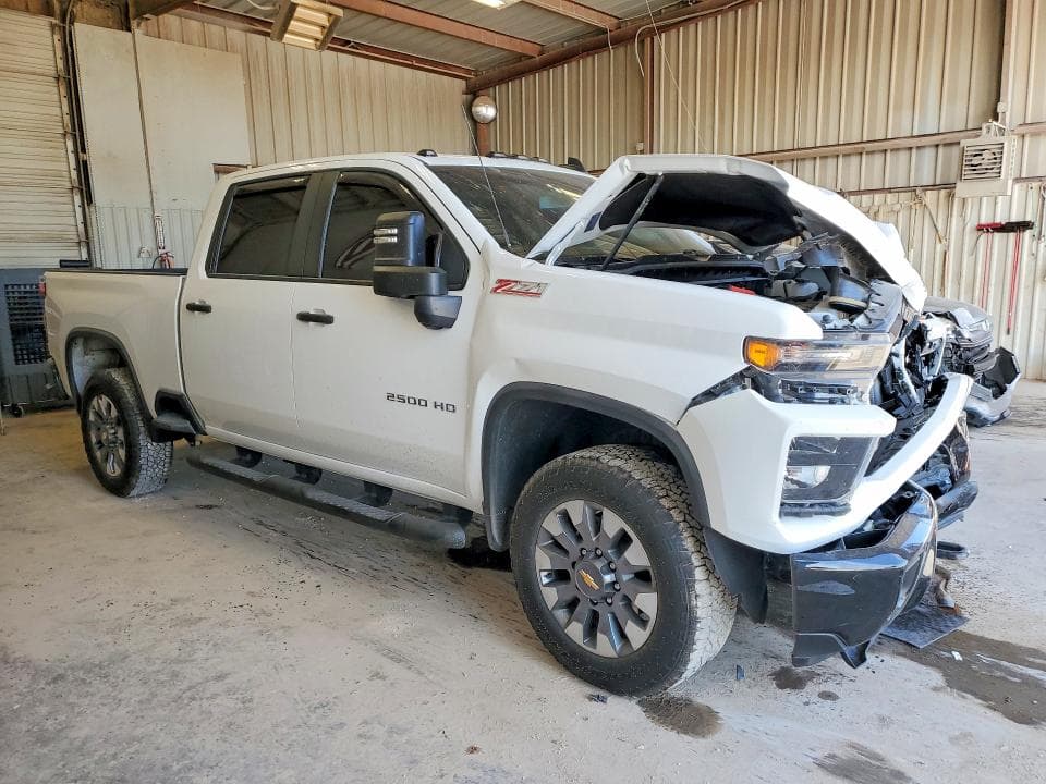 2026 CHEVROLET SILVERADO K2500 CUSTOM 4