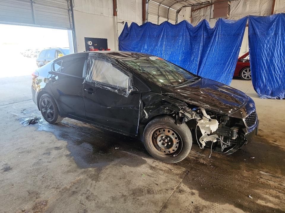 2017 KIA FORTE LX 4