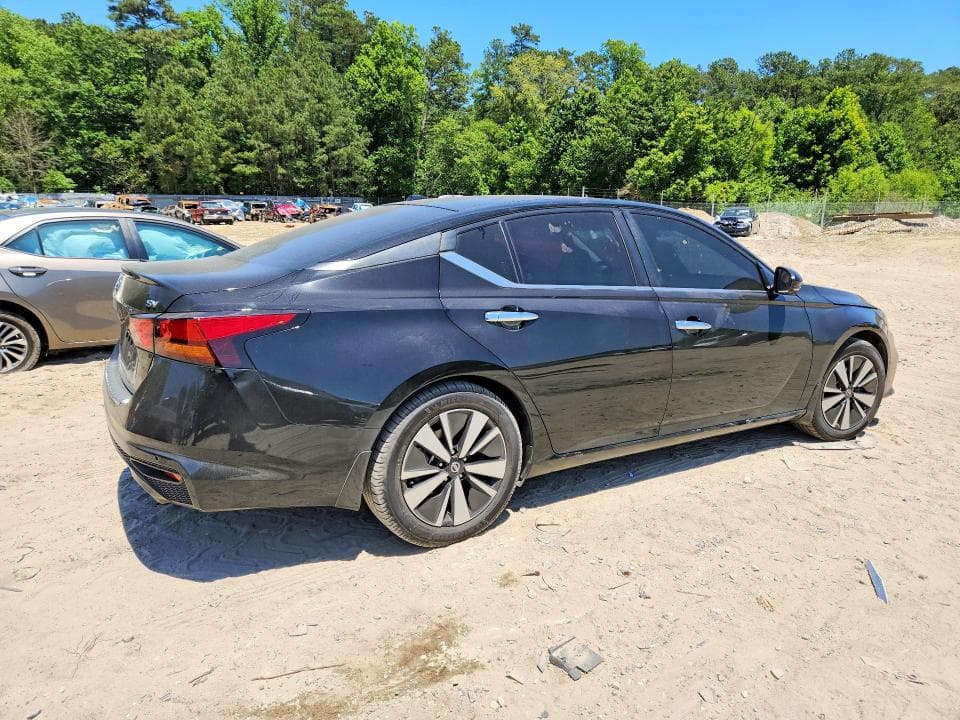 2021 NISSAN ALTIMA SV SV 3