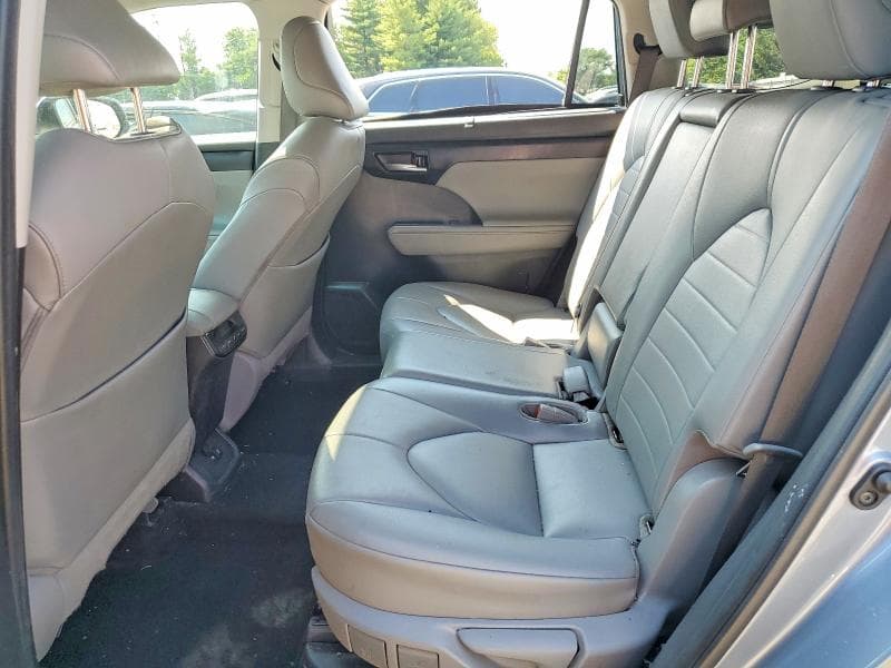 2021 TOYOTA HIGHLANDER HYBRID XLE HYBRID XLE 11