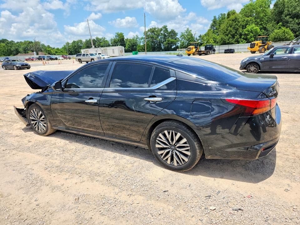 2024 NISSAN ALTIMA SV 2