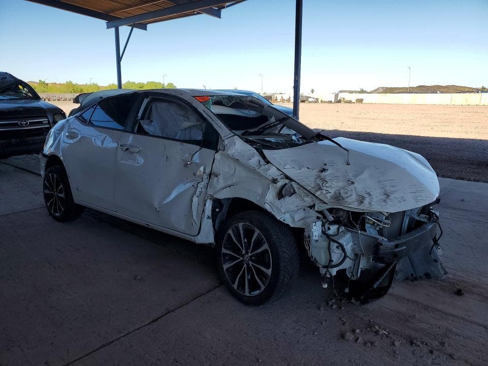 2018 TOYOTA COROLLA SE 4