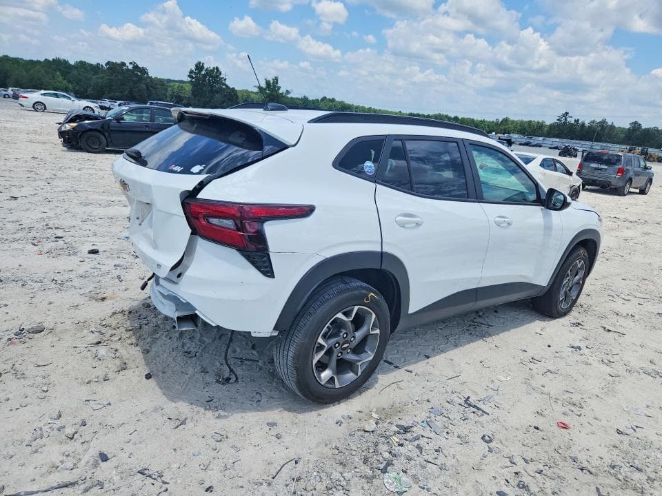 2024 CHEVROLET TRAX 1LT 3