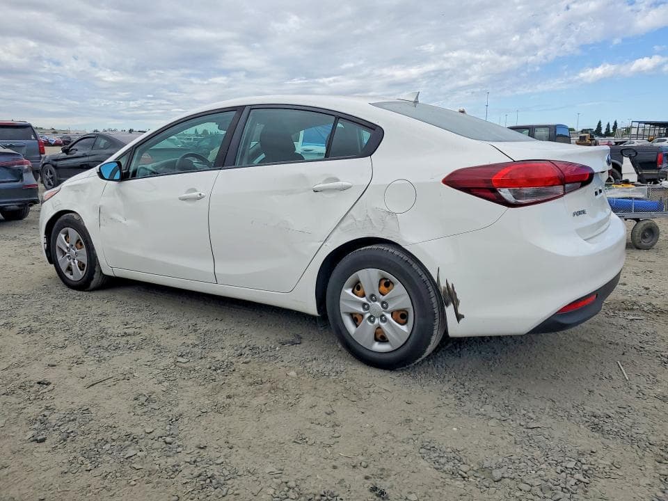 2018 KIA FORTE LX 2