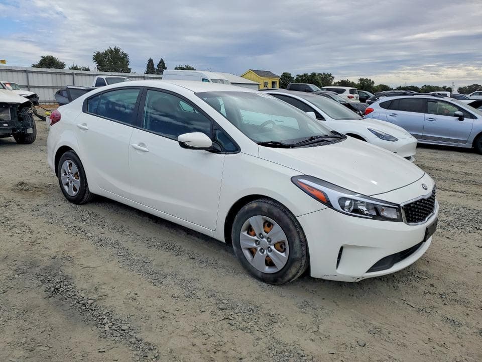 2018 KIA FORTE LX 4