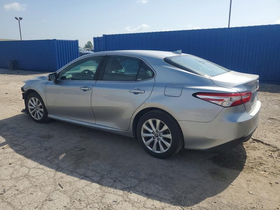 2019 TOYOTA CAMRY LE 2