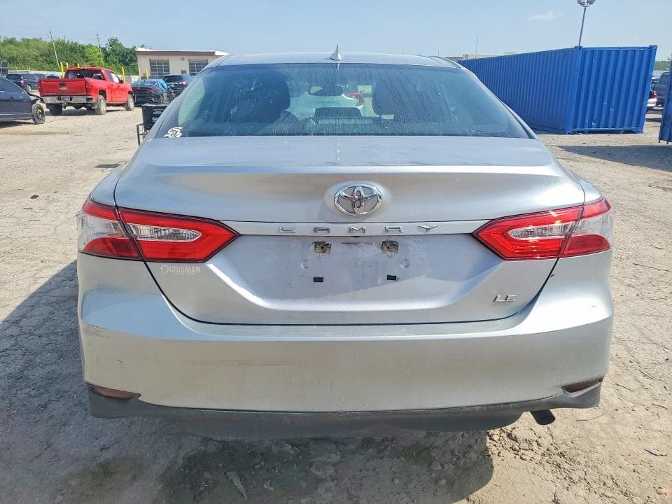 2019 TOYOTA CAMRY LE 6