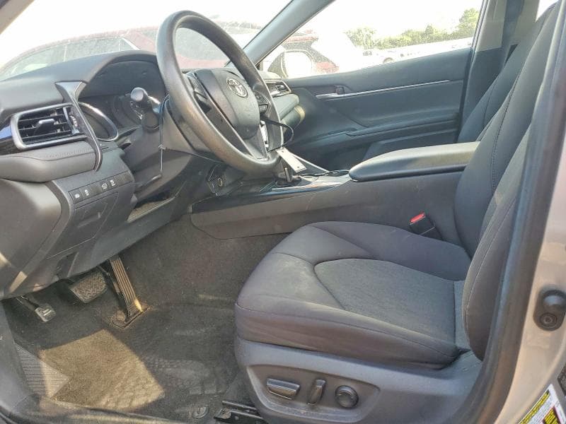 2019 TOYOTA CAMRY LE 7