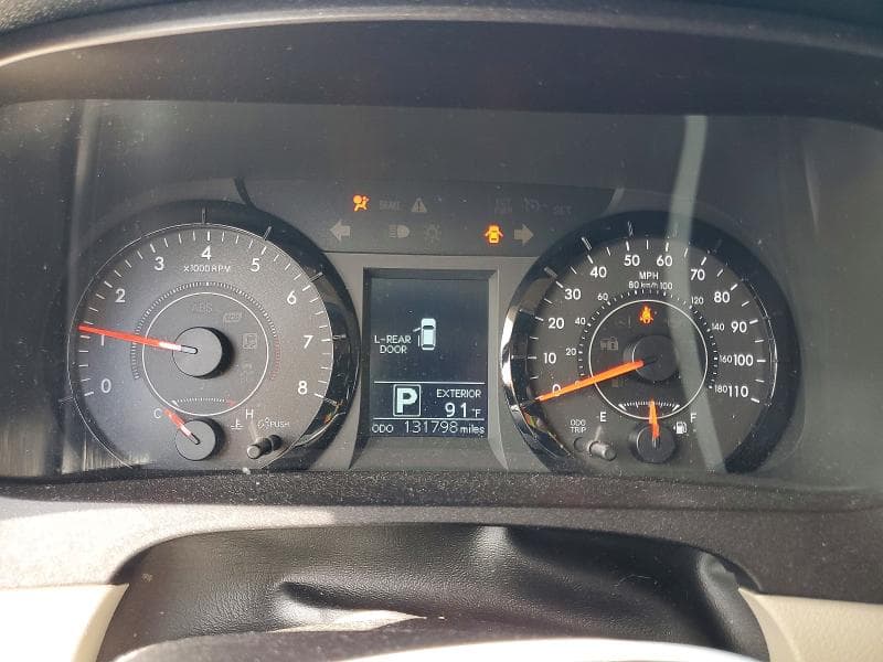 2017 TOYOTA SIENNA LE LE 9
