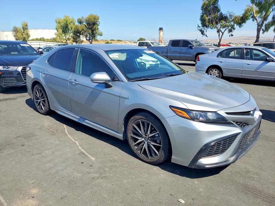 2021 TOYOTA CAMRY SE SE 4